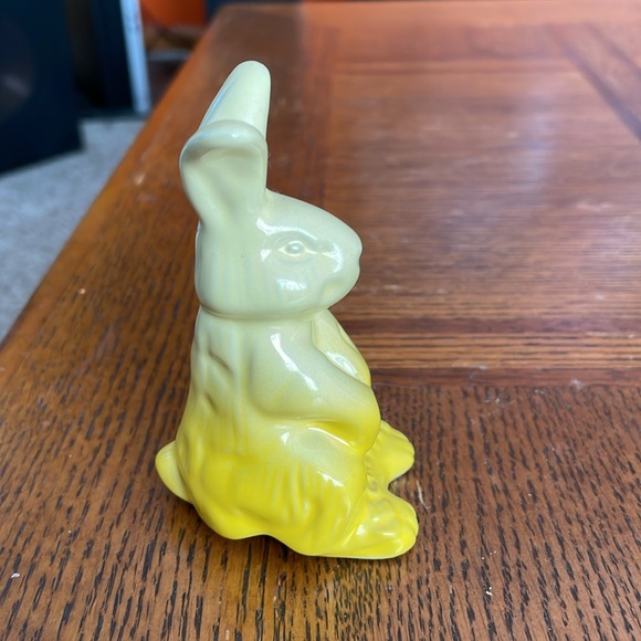 Le Creuset Bunny Pie Bird baking funnel - Picture 4 of 5